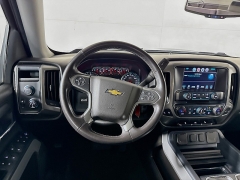 Used 2018  Chevrolet Silverado 1500 4WD Crew Cab LT at Graham Auto Mall near Mansfield&comma; OH