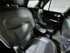 Used 2021  Ford Explorer Limited 4WD at Graham Auto Mall near Mansfield&comma; OH
