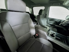 Used 2018  Chevrolet Silverado 1500 4WD Crew Cab LT at Graham Auto Mall near Mansfield&comma; OH