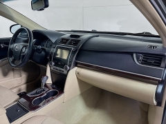 Used 2013  Toyota Camry 4d Sedan XLE at Dutro Auto near Zanesville&comma; OH