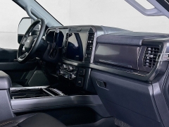 New 2025  Ford Super Duty F-250 4WD LARIAT Crew Cab SRW 6.75' Box at Graham Auto Mall near Mansfield, OH