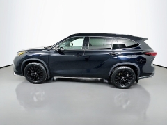 Used 2024  Toyota Highlander XSE AWD at Graham Auto Mall near Mansfield&comma; OH