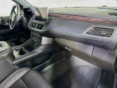 Used 2024  Chevrolet Tahoe 4WD 4dr LT at Graham Auto Mall near Mansfield&comma; OH