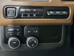 Used 2023  Chevrolet Tahoe 4WD 4dr High Country at Graham Auto Mall near Mansfield&comma; OH
