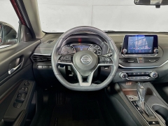 Used 2021  Nissan Altima 2&period;5 SR AWD Sedan at Graham Auto Mall near Mansfield&comma; OH