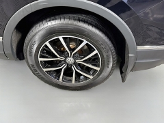 Used 2021  Volkswagen Tiguan 2&period;0T SE 4MOTION at Graham Auto Mall near Mansfield&comma; OH