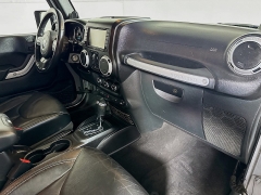 Used 2014  Jeep Wrangler Unlimited 4d Convertible Sahara at Graham Auto Mall near Mansfield&comma; OH