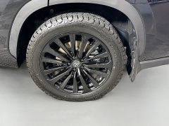 Used 2024  Toyota Highlander XSE AWD at Graham Auto Mall near Mansfield&comma; OH