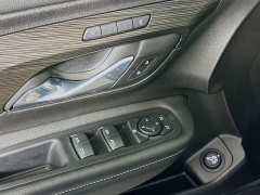 Used 2024  GMC Terrain AWD 4dr SLT at Graham Auto Mall near Mansfield&comma; OH