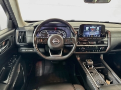 Used 2023  Nissan Pathfinder SL 4WD at Graham Auto Mall near Mansfield&comma; OH