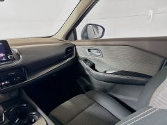 Used 2022  Nissan Rogue AWD SV at Graham Auto Mall near Mansfield, OH