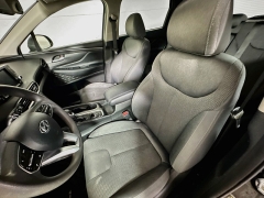 Used 2019  Hyundai Santa Fe 4d SUV AWD SEL 2&period;4L at Graham Auto Mall near Mansfield&comma; OH