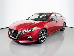 Used 2021  Nissan Altima 2&period;5 SR AWD Sedan at Graham Auto Mall near Mansfield&comma; OH