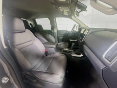 New 2026  Nissan Frontier Crew Cab 4x4 SV at Dutro Auto near Zanesville&comma; OH