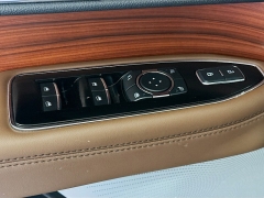 Used 2024  Lincoln Navigator Reserve 4x4 at Dutro Auto near Zanesville&comma; OH