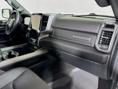 Used 2025  Ram 1500 4WD Big Horn Crew Cab 5'7" Box Lvl 2 at Dutro Auto near Zanesville&comma; OH