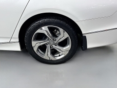 Used 2018  Honda Accord Sedan 4d EX-L 1&period;5L w&sol;Navigation at Graham Auto Mall near Mansfield&comma; OH