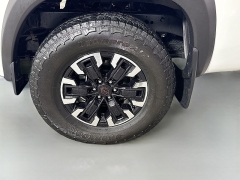 Used 2023  Nissan Frontier Crew Cab 4x4 PRO-4X Auto at Graham Auto Mall near Mansfield&comma; OH