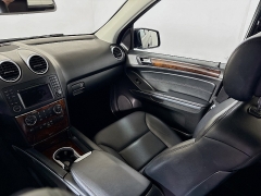 Used 2011  Mercedes-Benz M-Class 4d SUV ML350 4matic at Graham Auto Mall near Mansfield&comma; OH