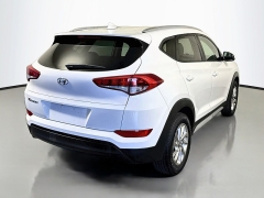 Used 2018  Hyundai Tucson 4d SUV FWD SEL Plus at Graham Auto Mall near Mansfield&comma; OH
