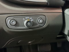 Used 2020  Buick Encore 4d SUV AWD Essence at Graham Auto Mall near Mansfield&comma; OH