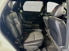 Used 2024  Nissan Pathfinder Rock Creek 4WD at Graham Auto Mall near Mansfield&comma; OH