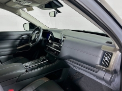 New 2025 Nissan Pathfinder Platinum 4WD at Dutro Auto near Zanesville, OH