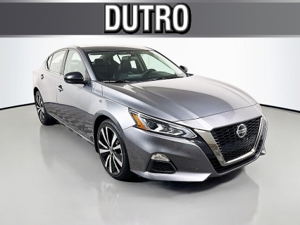 Used 2019 Nissan Altima 4d Sedan AWD 2.5L SR at Dutro Ford Lincoln Nissan near Zanesville, OH
