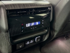 Used 2023  Jeep Wagoneer L Series III 4x4 at Graham Auto Mall near Mansfield, OH