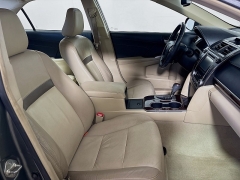 Used 2013  Toyota Camry 4d Sedan XLE at Dutro Auto near Zanesville&comma; OH