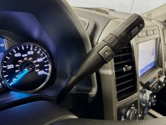 Used 2021  Ford Super Duty F-250 4WD LARIAT Crew Cab SRW 6&period;75' Box at Graham Auto Mall near Mansfield&comma; OH