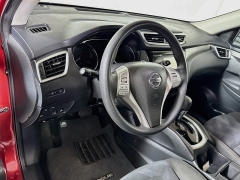 Used 2016  Nissan Rogue 4d SUV AWD SV at Graham Auto Mall near Mansfield&comma; OH