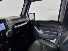 Used 2014  Jeep Wrangler Unlimited 4d Convertible Sahara at Graham Auto Mall near Mansfield&comma; OH