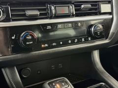 Used 2023  Nissan Pathfinder SL 4WD at Graham Auto Mall near Mansfield&comma; OH