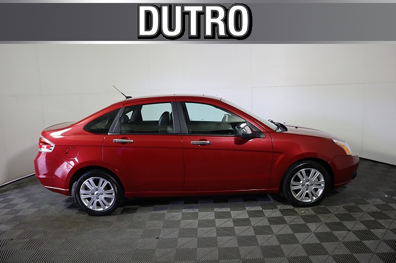 Used 2011  Ford Focus 4d Sedan SEL at Graham Auto Mall near Mansfield, OH
