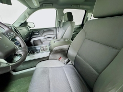 Used 2018  Chevrolet Silverado 1500 4WD Crew Cab LT at Graham Auto Mall near Mansfield&comma; OH