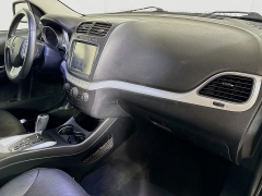 Used 2017  Dodge Journey 4d SUV FWD GT at Graham Auto Mall near Mansfield&comma; OH