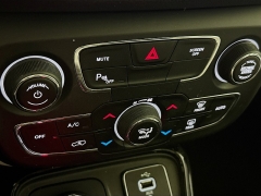 Used 2018  Jeep Compass 4d SUV 4WD Limited at Graham Auto Mall near Mansfield&comma; OH