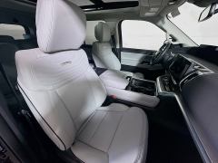 New 2027  Ford Expedition Platinum 4x4 at Dutro Auto near Zanesville&comma; OH