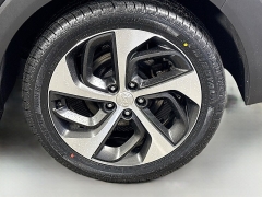 Used 2017  Hyundai Tucson 4d SUV FWD Value at Dutro Auto near Zanesville&comma; OH