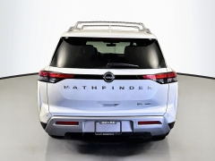 Used 2023  Nissan Pathfinder SL 4WD at Graham Auto Mall near Mansfield&comma; OH