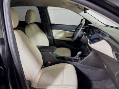 Used 2021  Buick Encore GX FWD 4dr Select at Graham Auto Mall near Mansfield&comma; OH