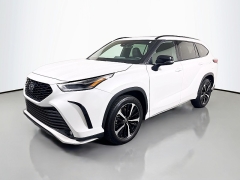 Used 2022  Toyota Highlander XSE AWD at Dutro Auto near Zanesville&comma; OH