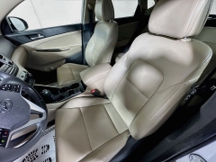 Used 2018  Hyundai Tucson 4d SUV FWD SEL Plus at Graham Auto Mall near Mansfield&comma; OH