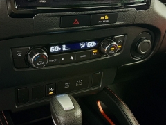Used 2022  Nissan Frontier Crew Cab 4x4 PRO-4X Auto at Graham Auto Mall near Mansfield&comma; OH