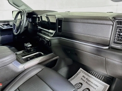 Used 2025  Chevrolet Silverado 1500 4WD Crew Cab 147" LTZ at Graham Auto Mall near Mansfield&comma; OH