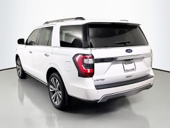 Used 2020  Ford Expedition 4d SUV 4WD Limited at Graham Auto Mall near Mansfield&comma; OH