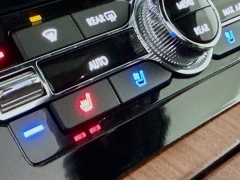 Used 2024  Lincoln Navigator Premiere 4x4 at Graham Auto Mall near Mansfield&comma; OH