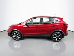 Used 2022  Nissan Rogue Sport AWD SL at Graham Auto Mall near Mansfield&comma; OH