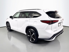 Used 2022  Toyota Highlander XSE AWD at Dutro Auto near Zanesville&comma; OH